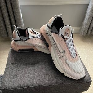 Women’s Nike Air Max 2090s
